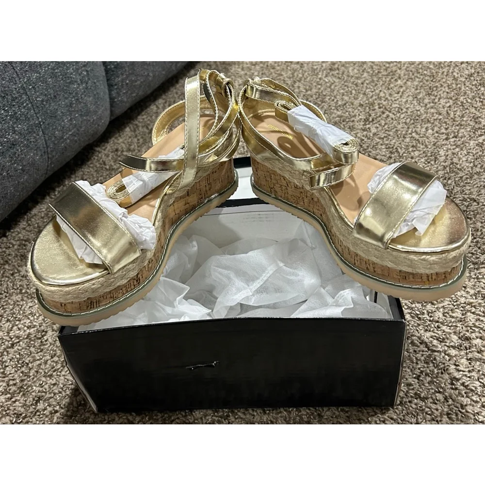 New with box PrettyLittleThing Espadrilles Lace Up Platform Sandals size 7 US